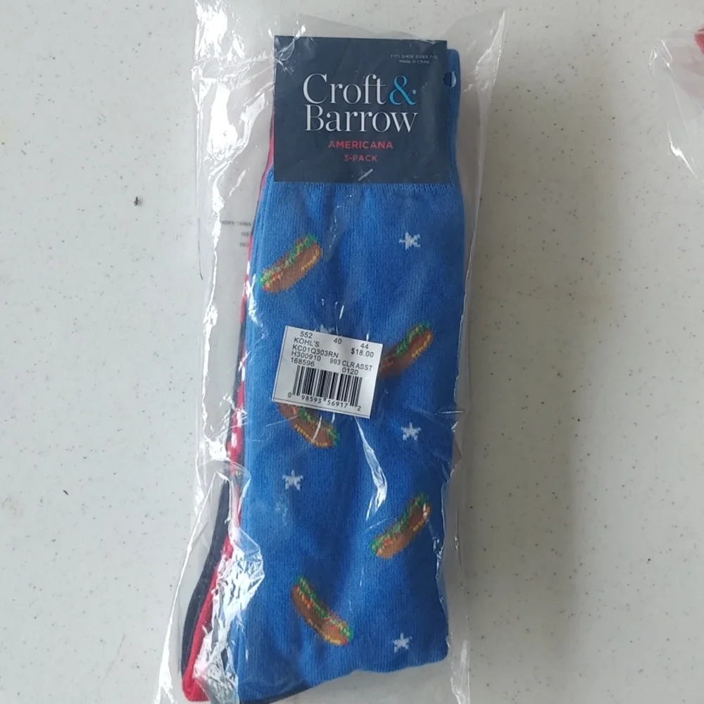 Socks - Picture 1 of 3